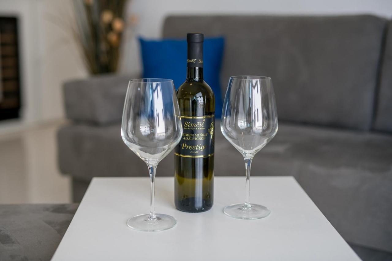 Apartments Elle Luxury Vantacici Malinska Εξωτερικό φωτογραφία